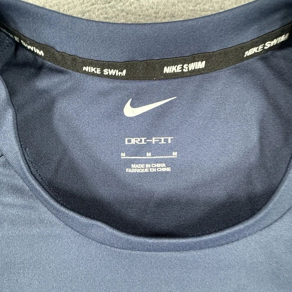 Nike Dri-FIT Swim Men's Medium Navy Blue Activewear T-Shirt Short Sleeve